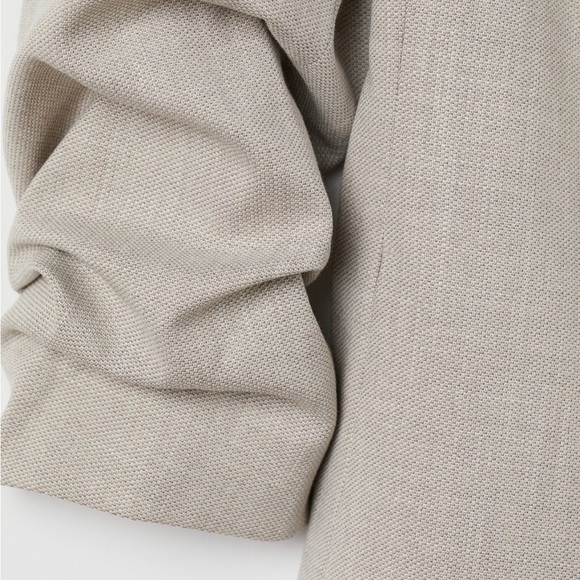 H&M slouched sleeve blazer - Picture 5 of 5
